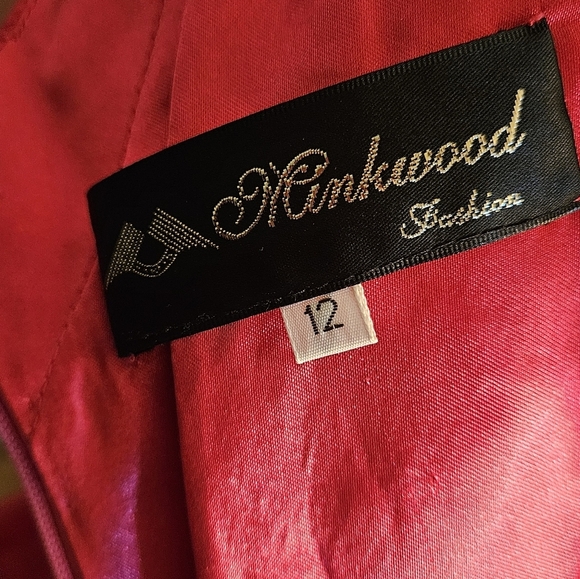 Chic Red Maxi Dress with Embellished Waist, Size 12 - Picture 3 of 10